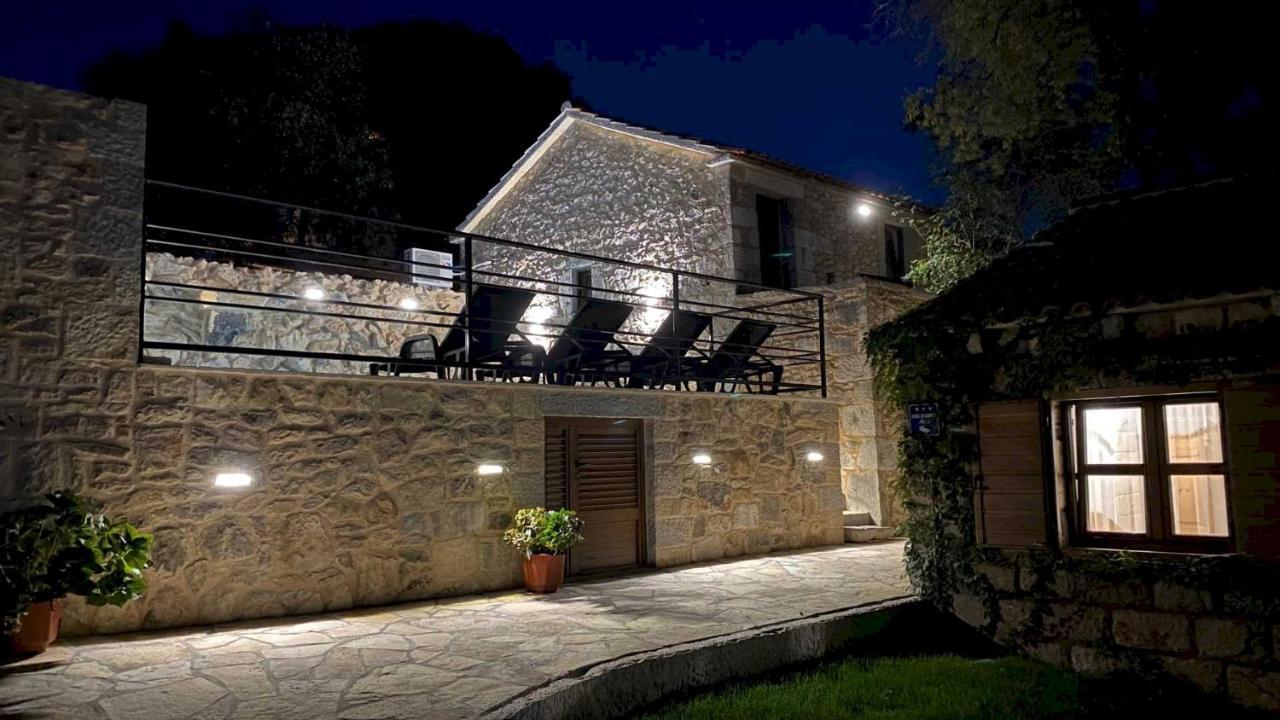 Stone Holiday Homes Stankovci With Pool And Mediterranean Gardens Zewnętrze zdjęcie